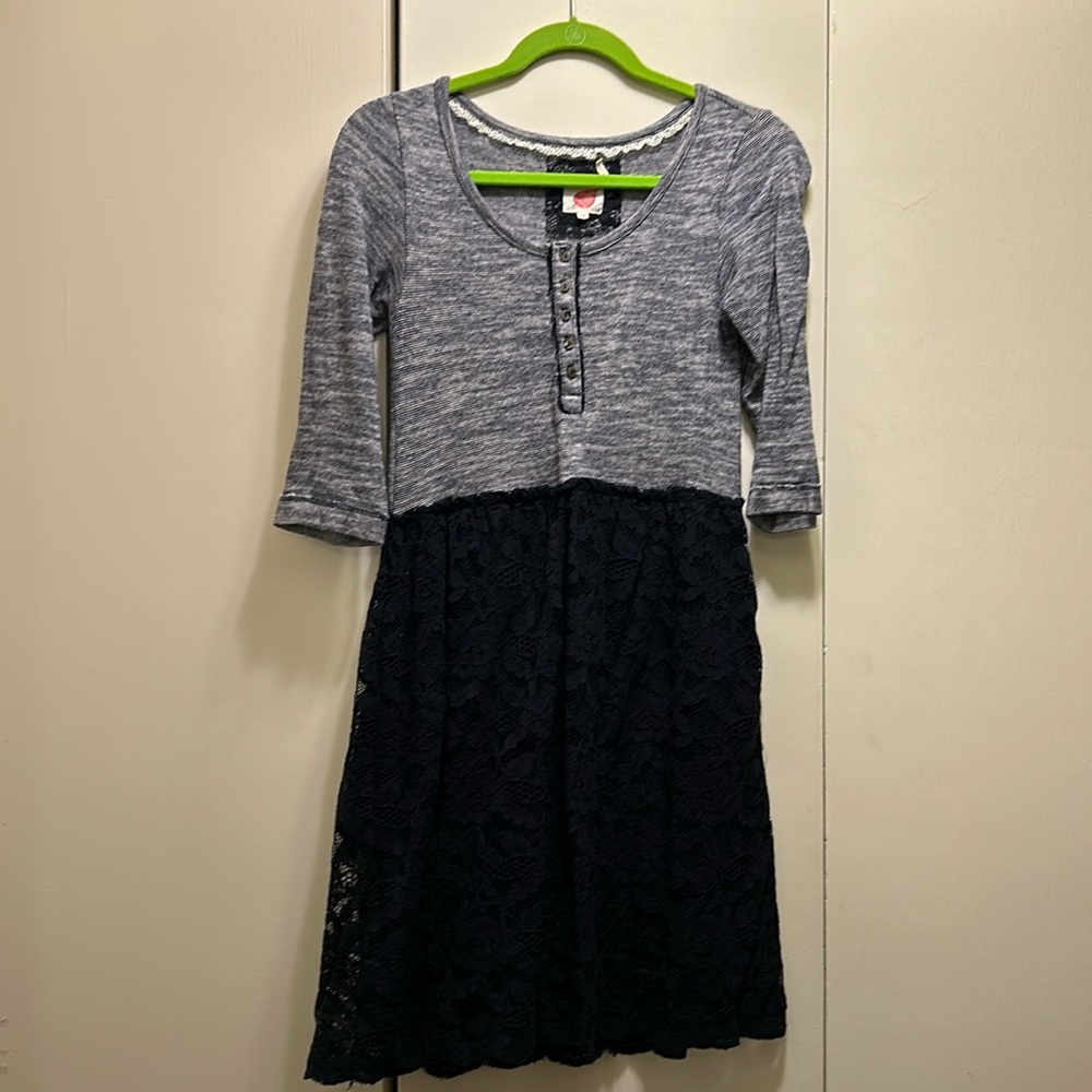 Two-Tone Heather Grey and Black Lace Women's Dress